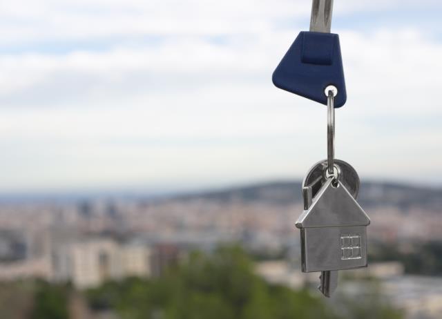 Incorporació d'habitatges del mercat privat al parc públic municipal